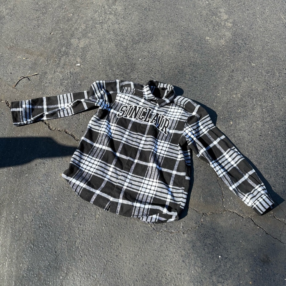 Sinclair Global flannel
